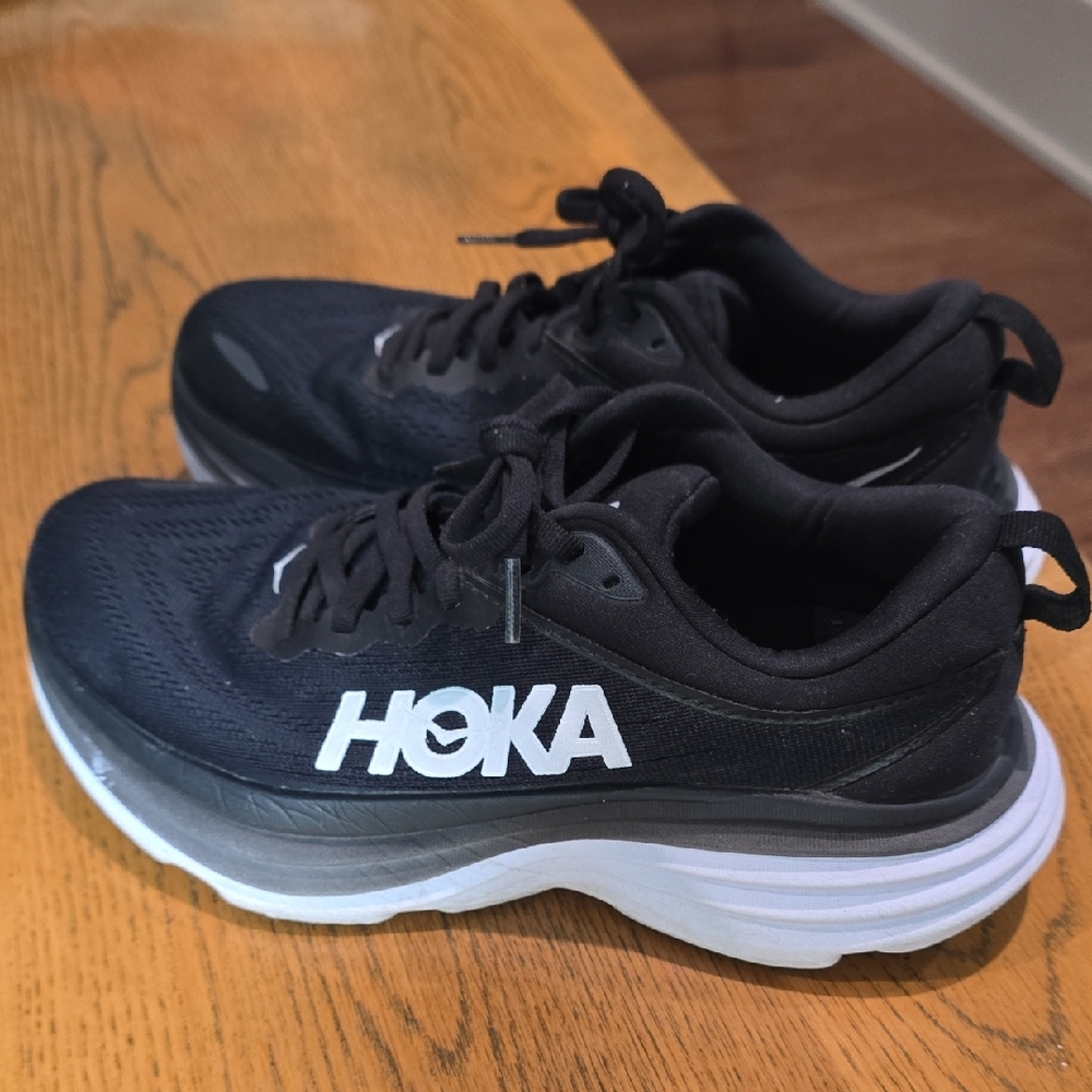 Hoka Black and White Bondi 8